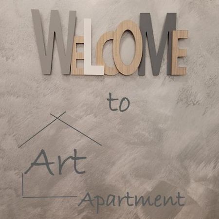 Art Apartment Bucarest Esterno foto