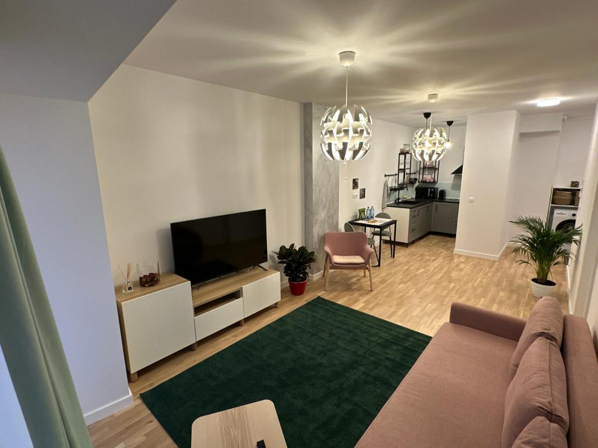 Art Apartment Bucarest Esterno foto